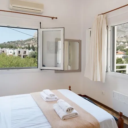 בית נופש Stunning Views Kantouni