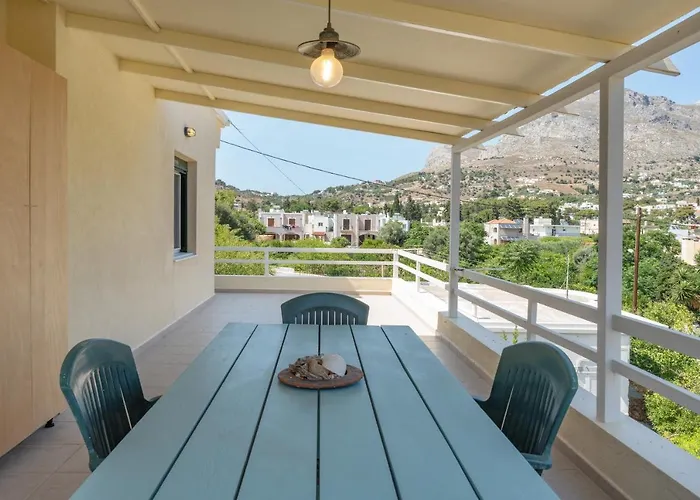 Stunning Views Kantouni 別荘 *