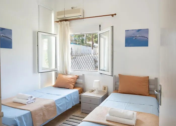 別荘 Stunning Views Kantouni Panormos (Kalymnos)